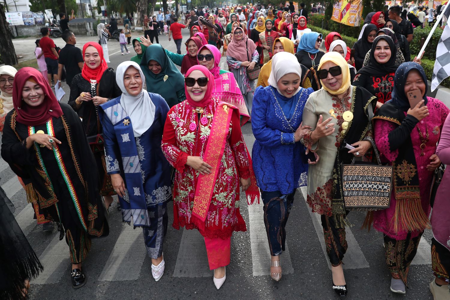 Parade Kebaya Nusantara Di Aceh Neraca Co Id