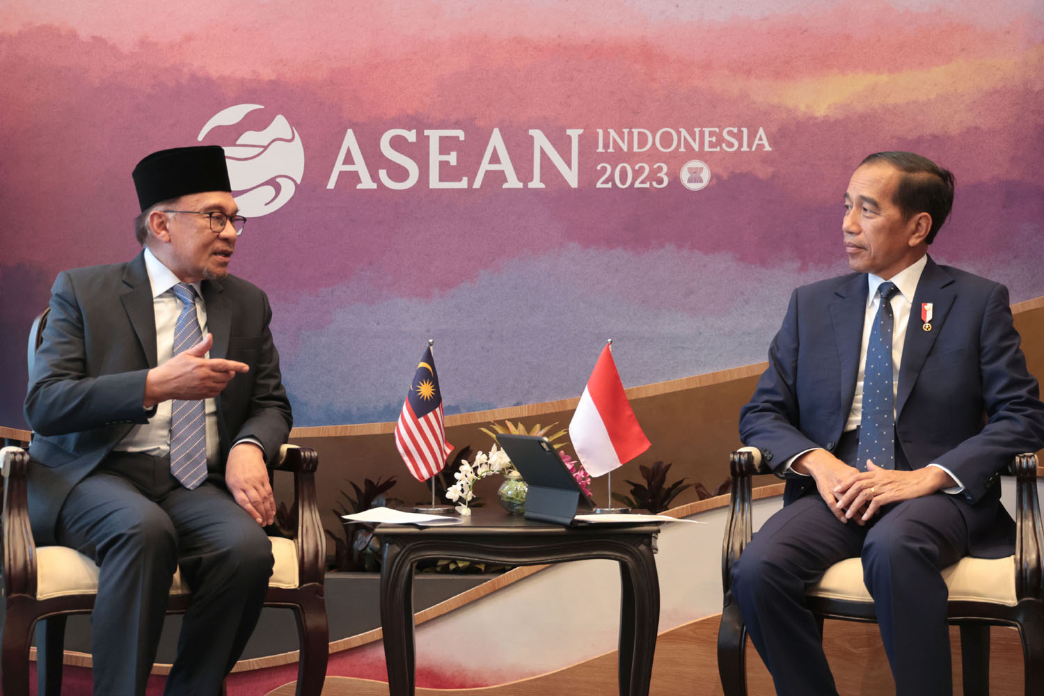 Pertemuan Bilateral Indonesia - Malaysia | Neraca.co.id