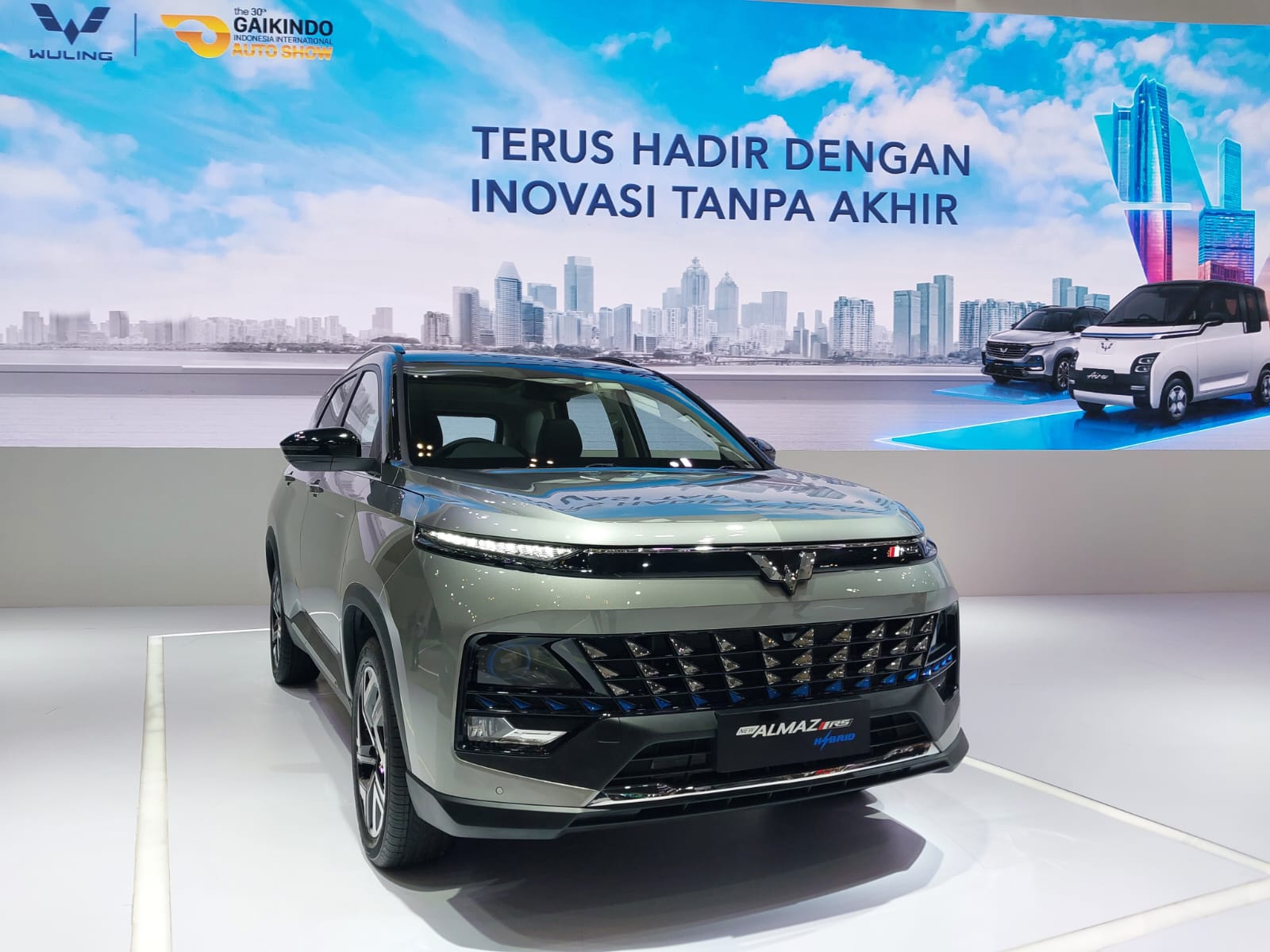 Wuling New Almaz RS Pro Hybrid - Harga Terjangkau dan Fitur Melimpah ...