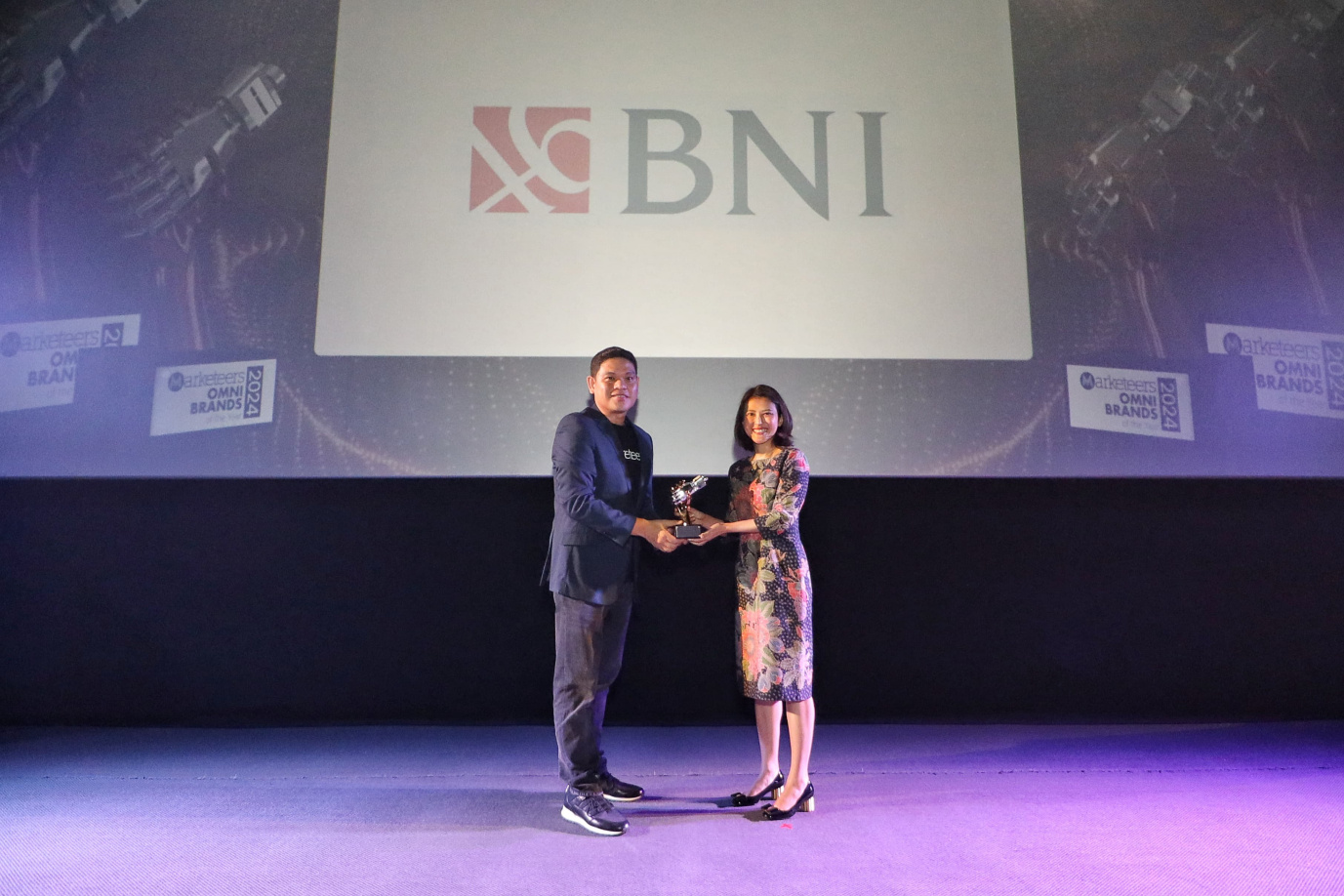 BNI Raih Penghargaan Marketeers OMNI Brand Of The Year 2024 | Neraca.co.id